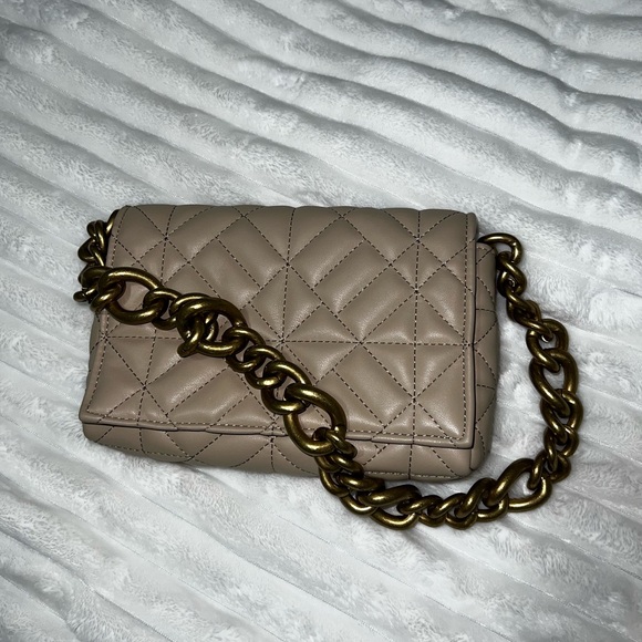 Zara Quilted Shoulder Bag - Picture 5 of 6